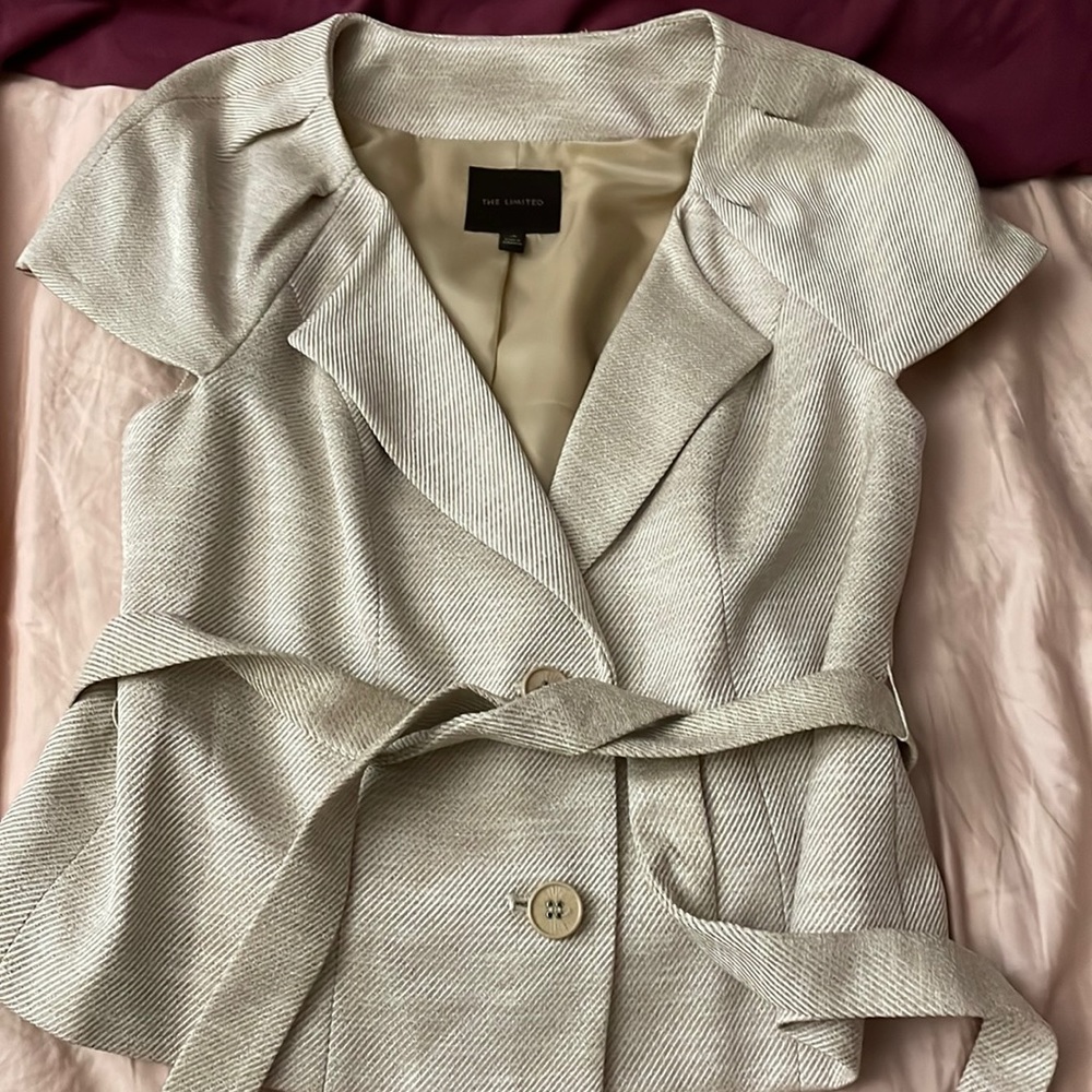 The Limited size xs beige blazer top with buttons and tie